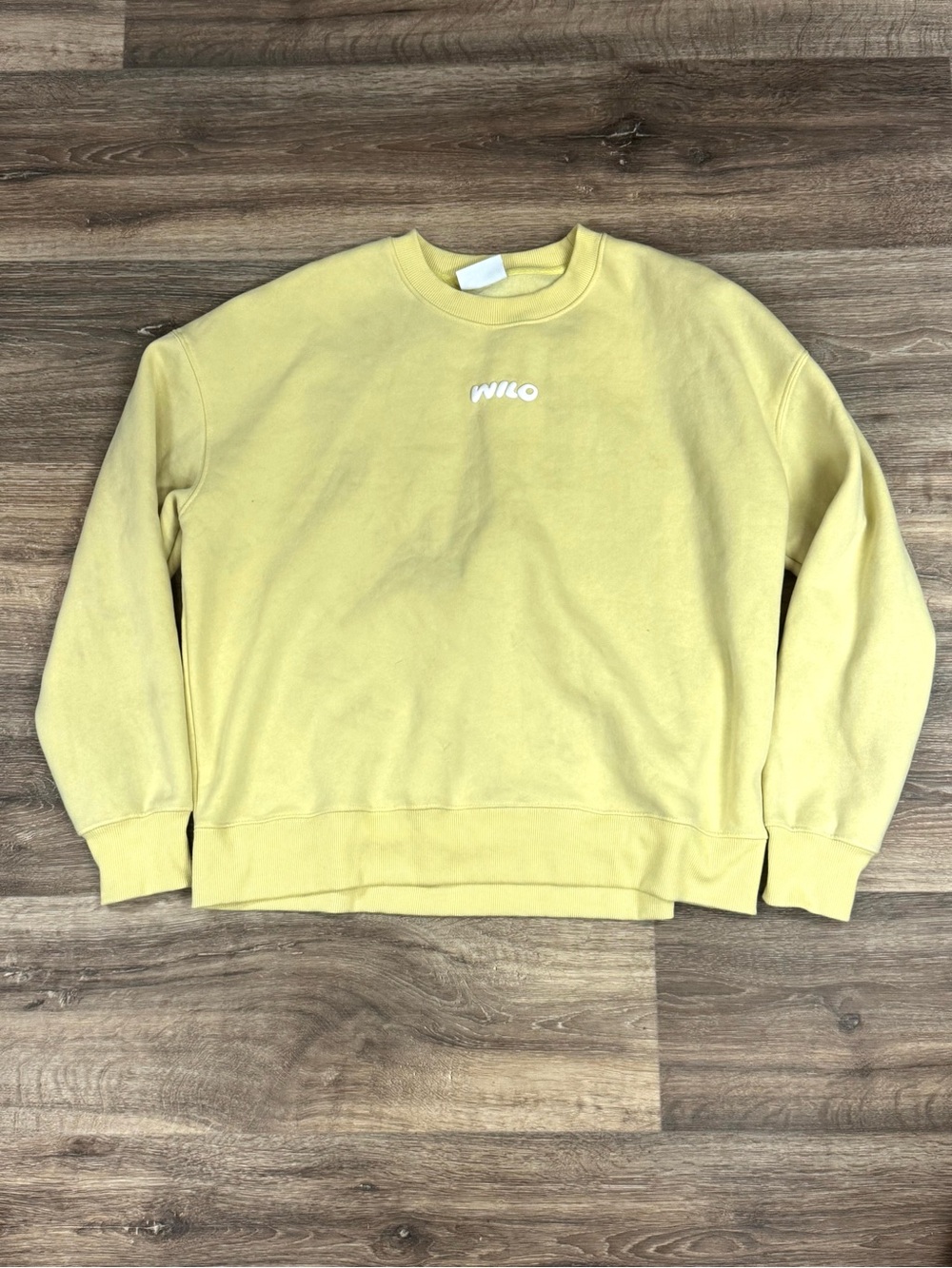 Wilo the Label Wellness Club Yellow Bubble Crewneck Sweatshirt Women’s Medium - Picture 2 of 5